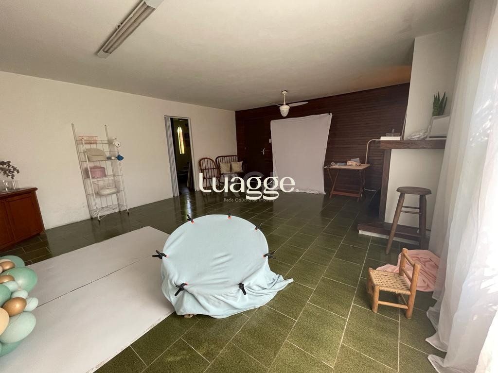 Casa à venda com 5 quartos, 399m² - Foto 3