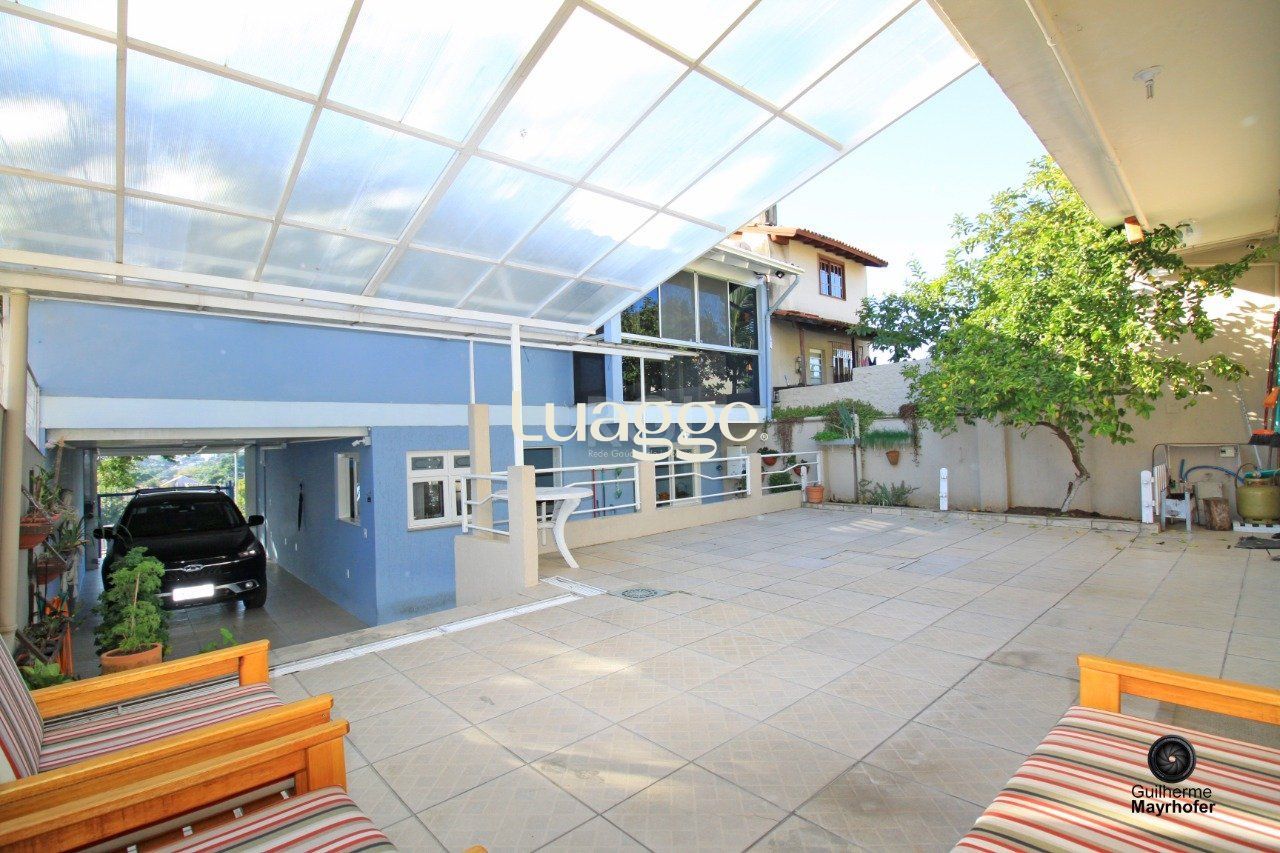 Casa à venda com 3 quartos, 327m² - Foto 32