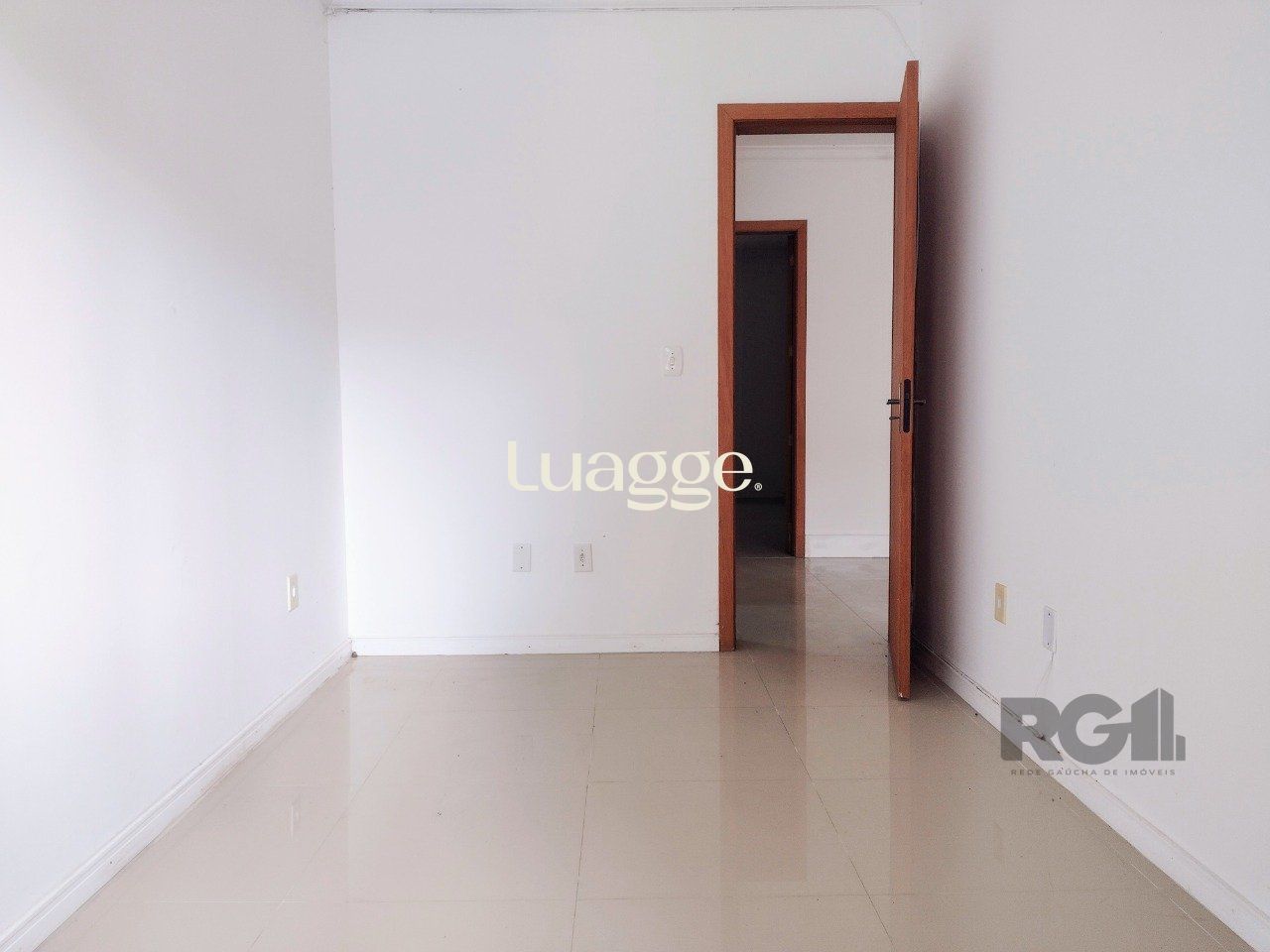 Casa à venda com 2 quartos, 69m² - Foto 6