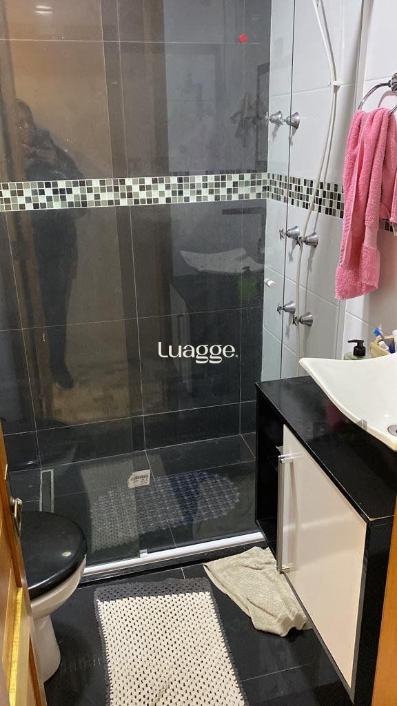 Casa à venda com 3 quartos, 197m² - Foto 11
