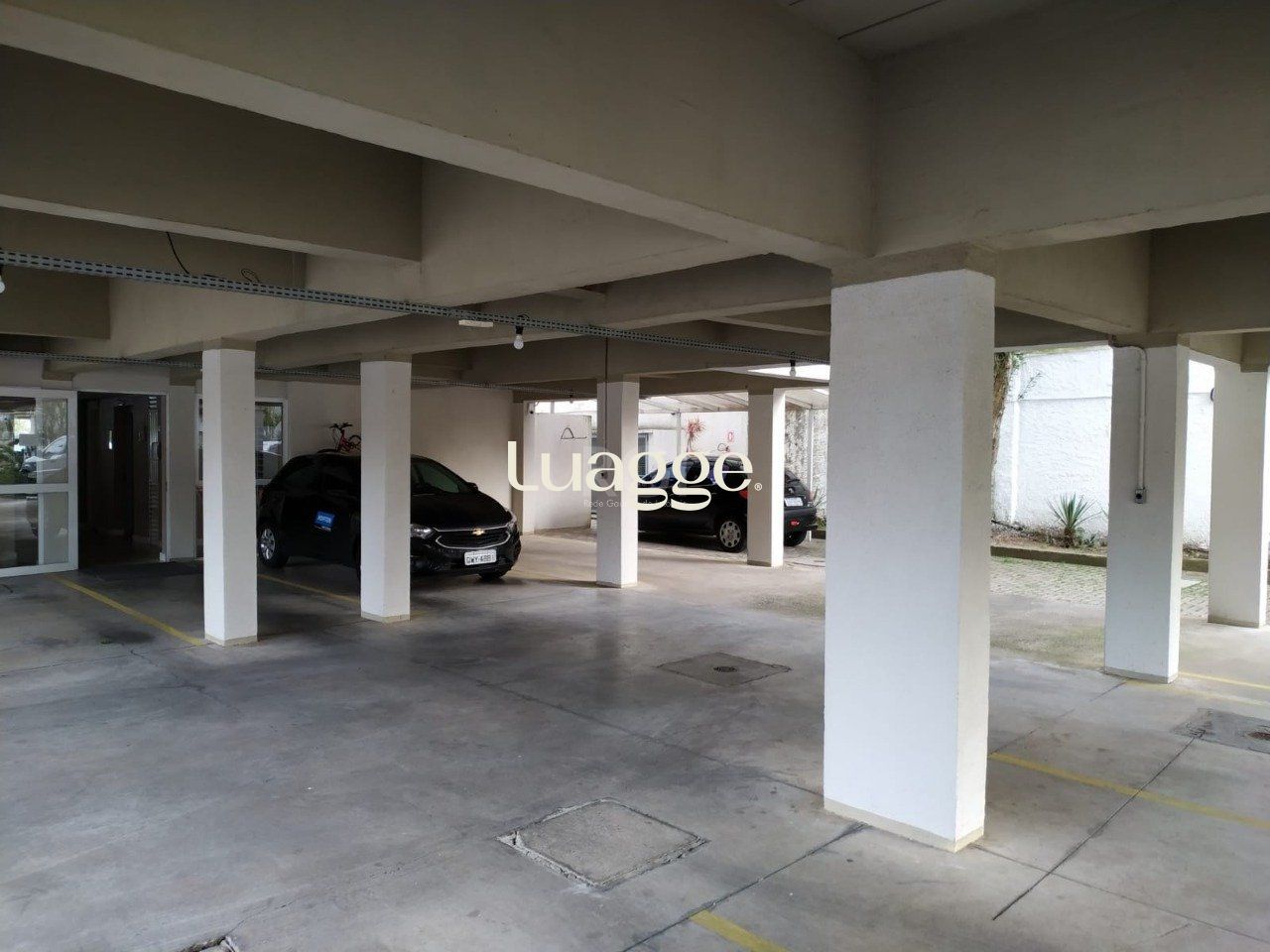 Apartamento à venda com 2 quartos, 63m² - Foto 27