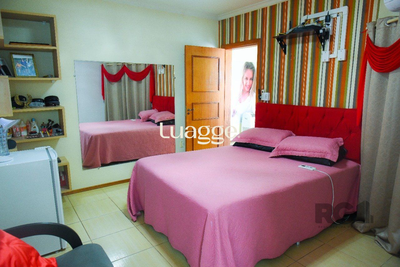 Casa à venda com 3 quartos, 308m² - Foto 35
