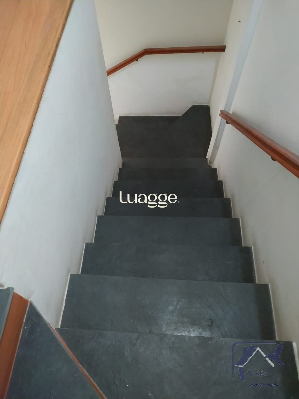 Casa à venda com 3 quartos, 219m² - Foto 25