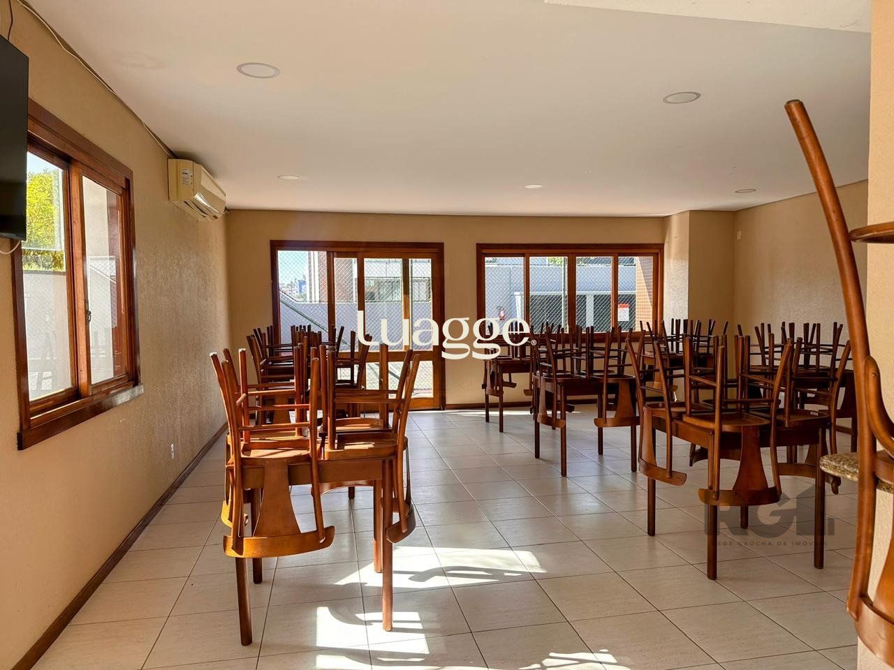 Apartamento à venda com 2 quartos, 69m² - Foto 42