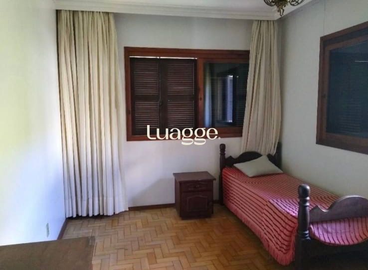 Casa à venda com 4 quartos, 352m² - Foto 10