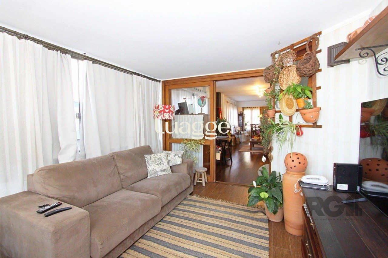 Apartamento à venda com 3 quartos, 169m² - Foto 4