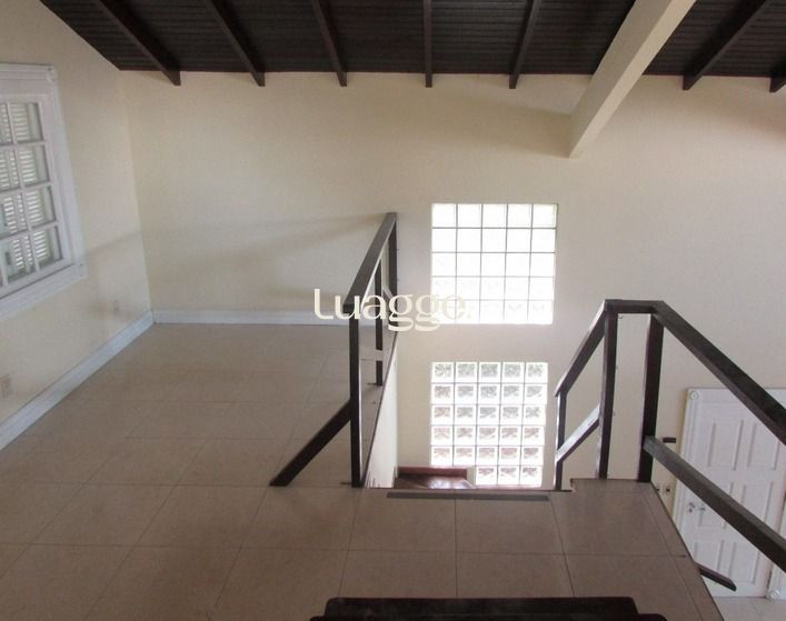 Casa à venda com 2 quartos, 172m² - Foto 4