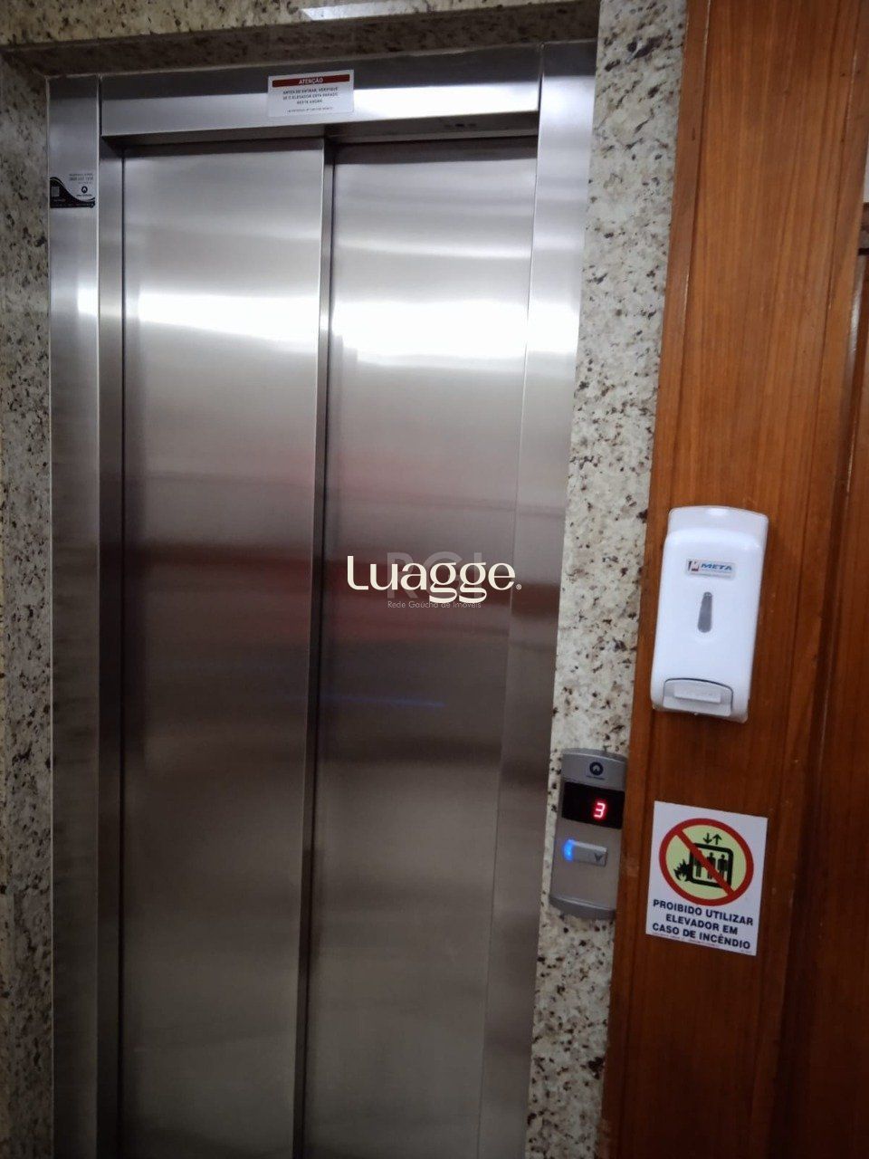 Apartamento à venda com 1 quarto, 43m² - Foto 18