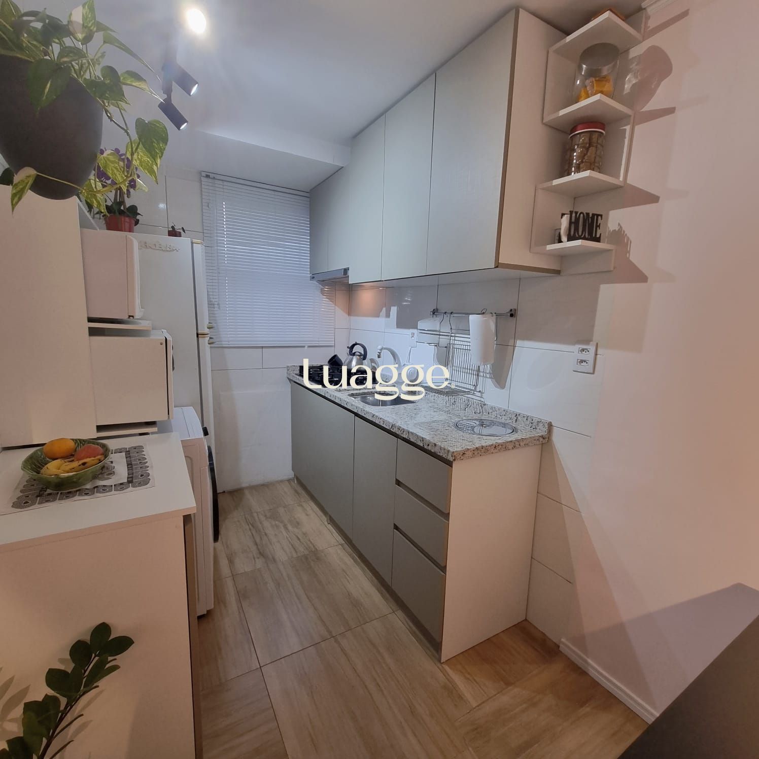 Apartamento à venda com 2 quartos, 41m² - Foto 11