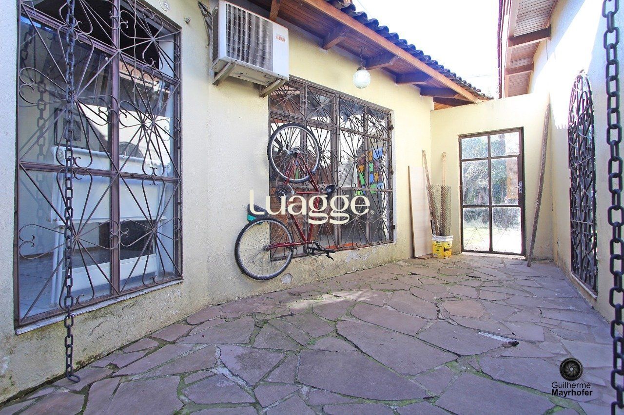 Casa à venda com 4 quartos, 248m² - Foto 31