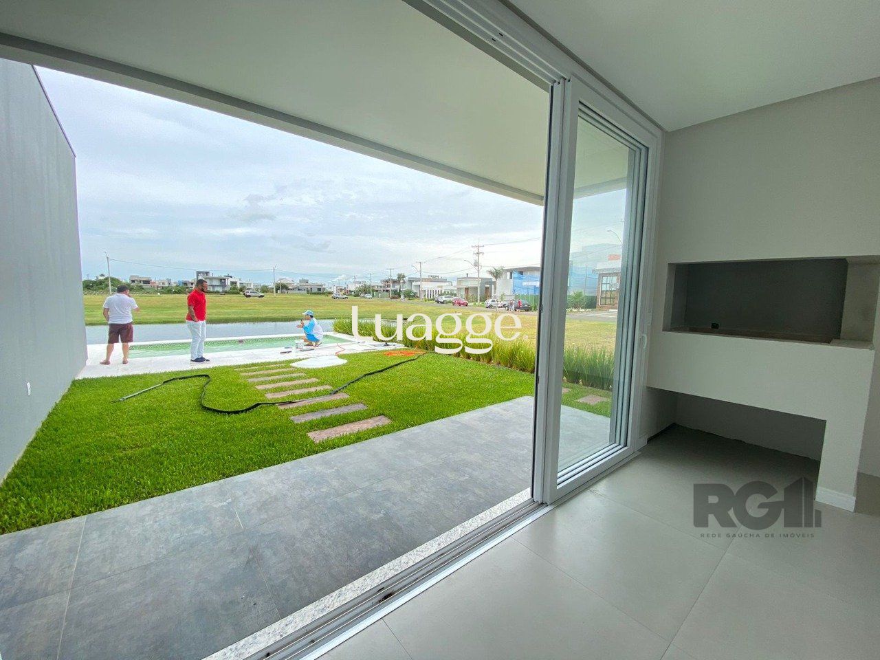 Casa de Condomínio à venda com 3 quartos, 186m² - Foto 3