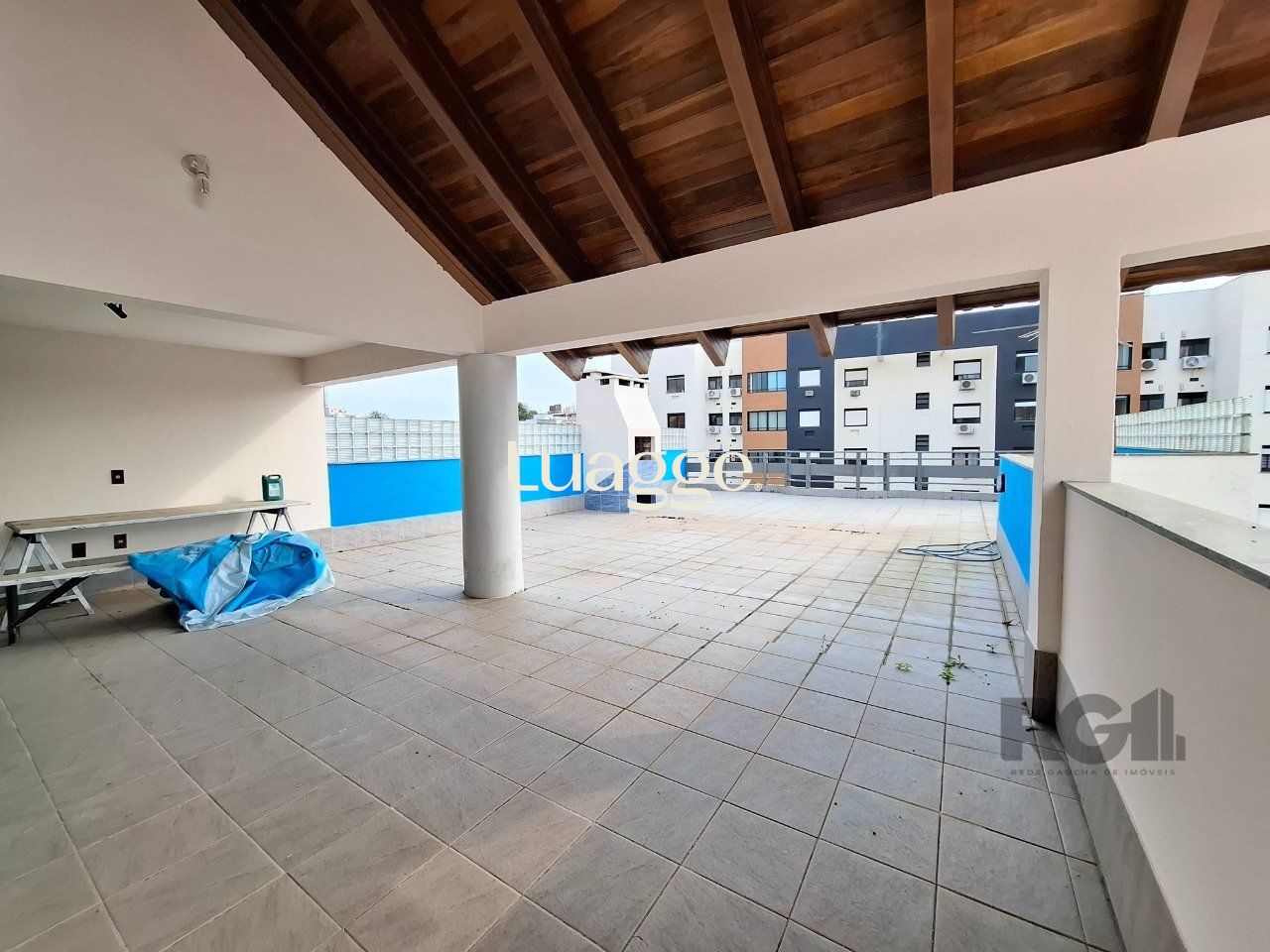 Casa à venda com 4 quartos, 300m² - Foto 27