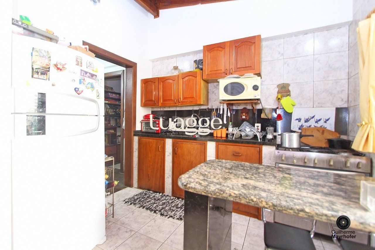 Casa à venda com 4 quartos, 248m² - Foto 7
