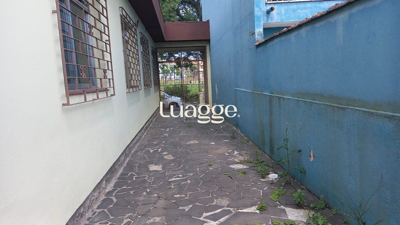 Casa à venda com 3 quartos, 90m² - Foto 4