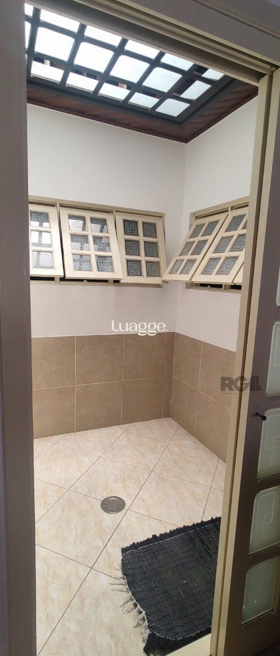 Casa à venda com 4 quartos, 265m² - Foto 18