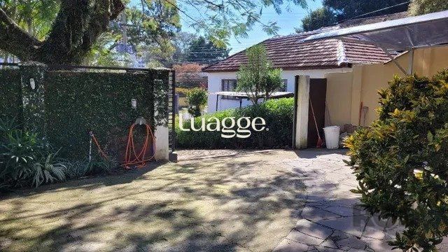 Casa à venda com 4 quartos, 247m² - Foto 3
