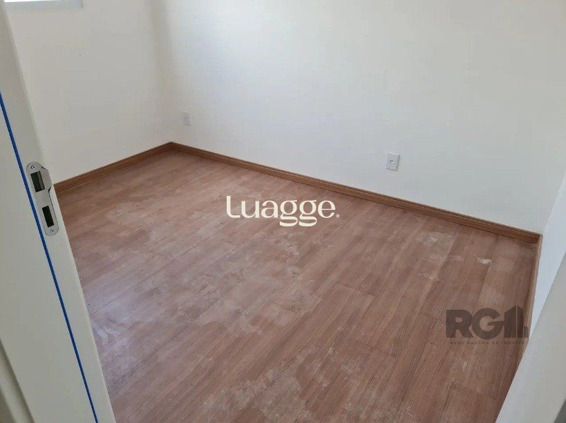 Apartamento à venda com 2 quartos, 41m² - Foto 2