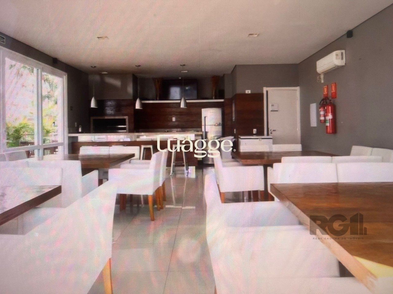 Apartamento à venda com 2 quartos, 64m² - Foto 4