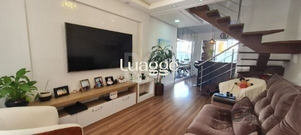 Casa à venda com 2 quartos, 96m² - Foto 1