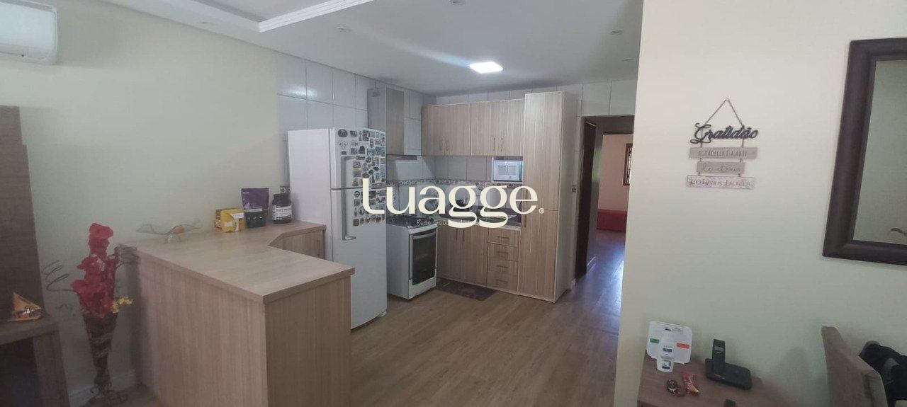 Casa à venda com 3 quartos, 109m² - Foto 7