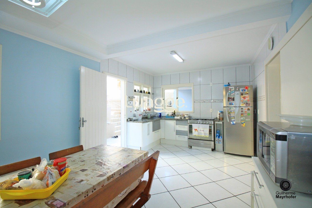 Casa à venda com 3 quartos, 327m² - Foto 8