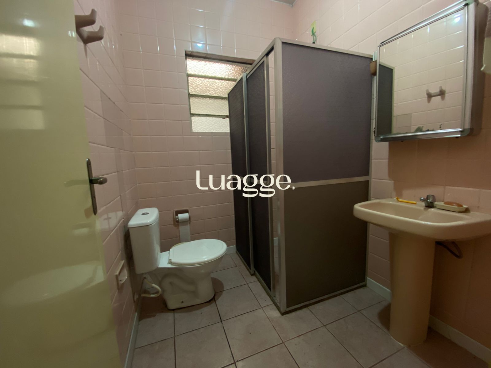 Casa à venda com 3 quartos, 222m² - Foto 9