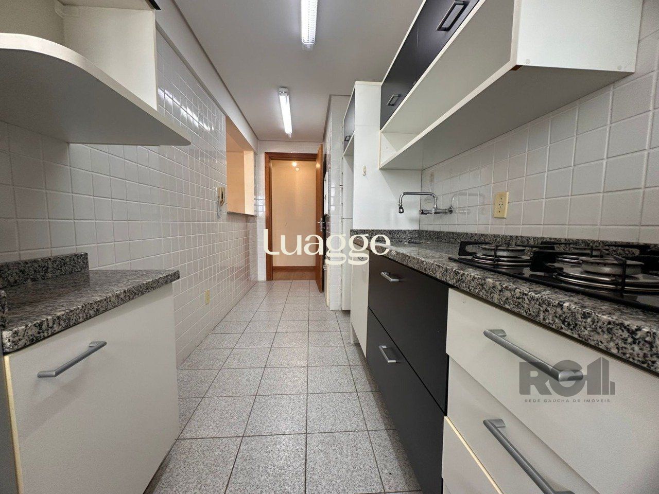 Apartamento à venda com 2 quartos, 69m² - Foto 8