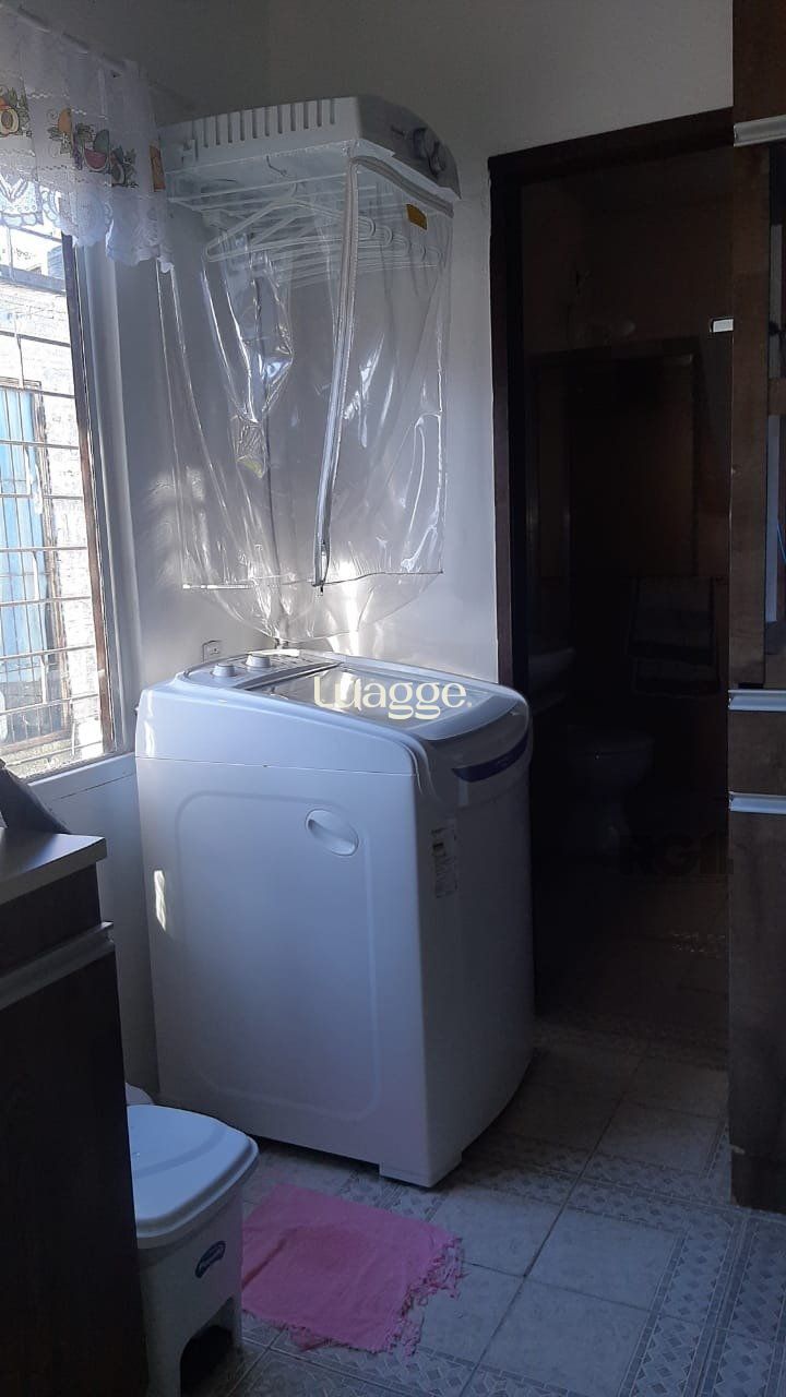 Casa à venda com 2 quartos, 57m² - Foto 23