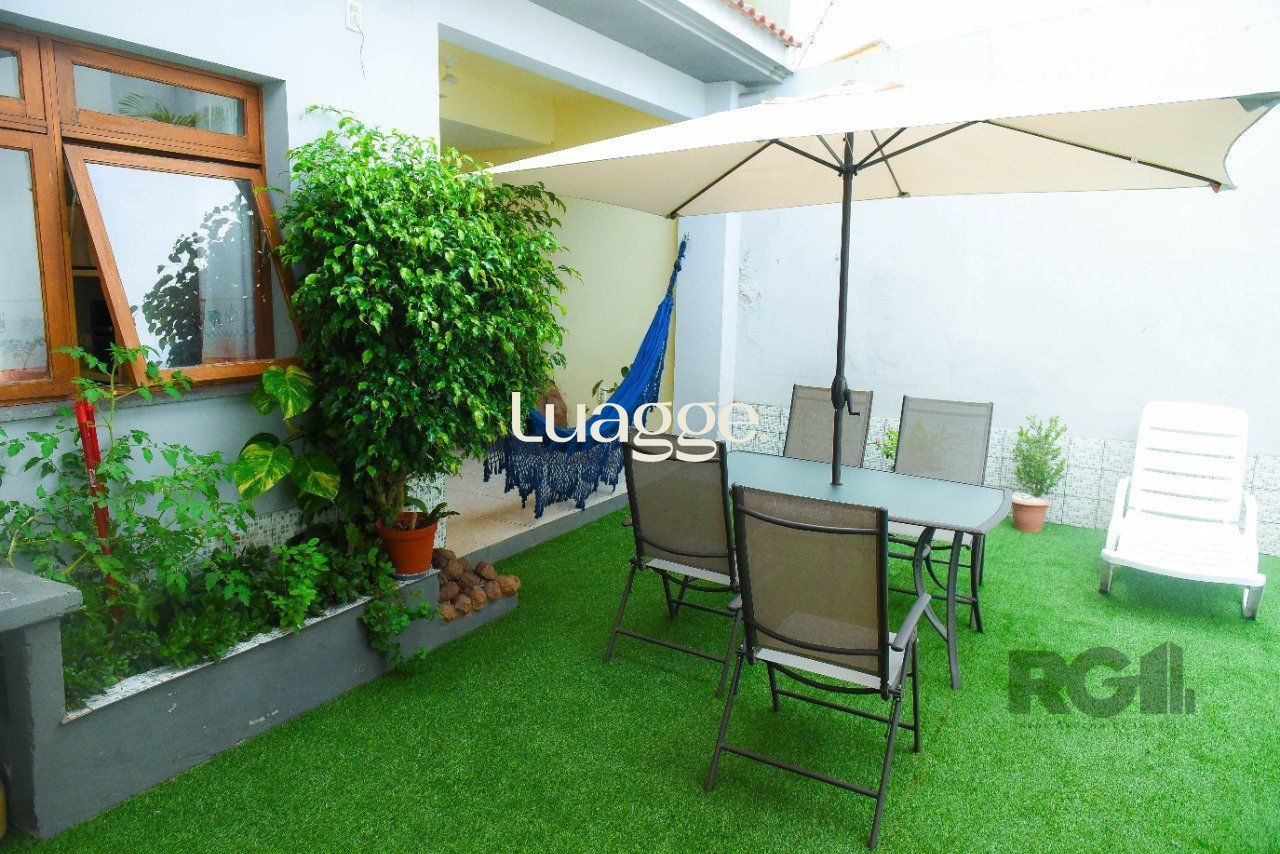 Casa à venda com 3 quartos, 308m² - Foto 23