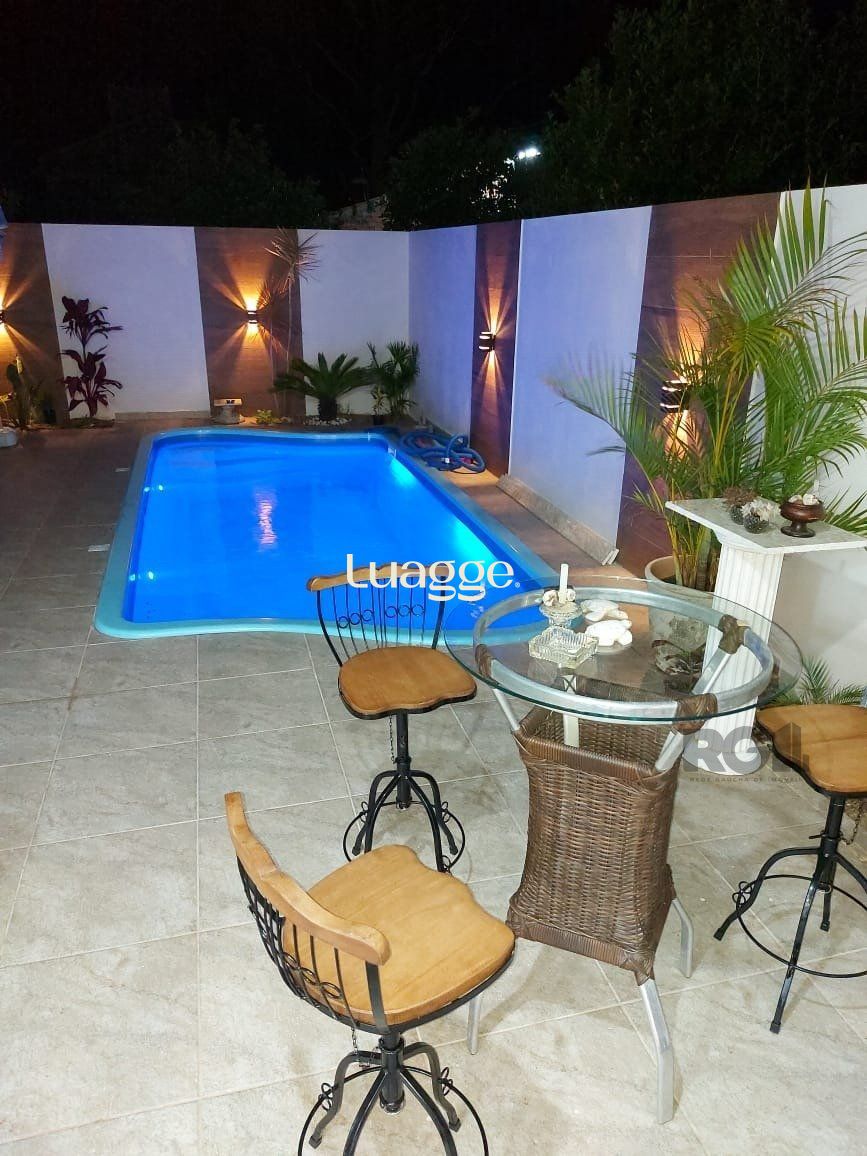 Casa à venda com 3 quartos, 212m² - Foto 16
