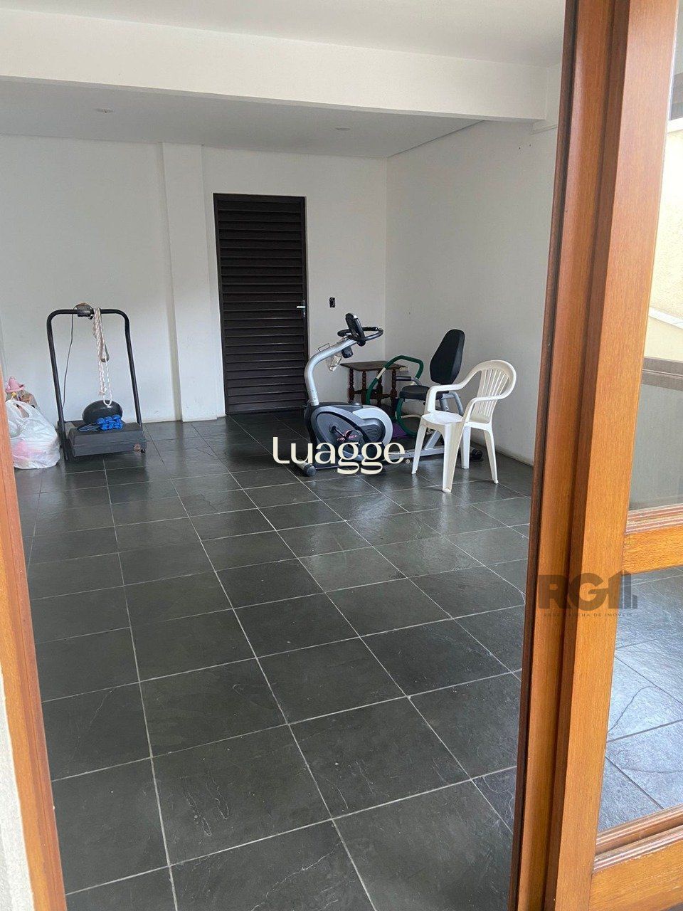 Apartamento à venda com 2 quartos, 85m² - Foto 10