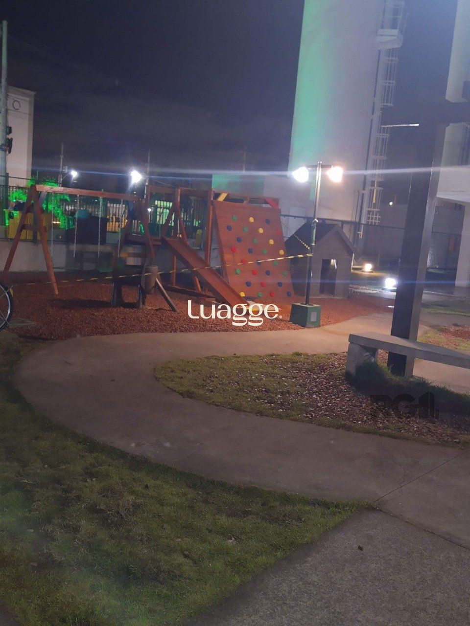 Apartamento à venda com 2 quartos, 41m² - Foto 11