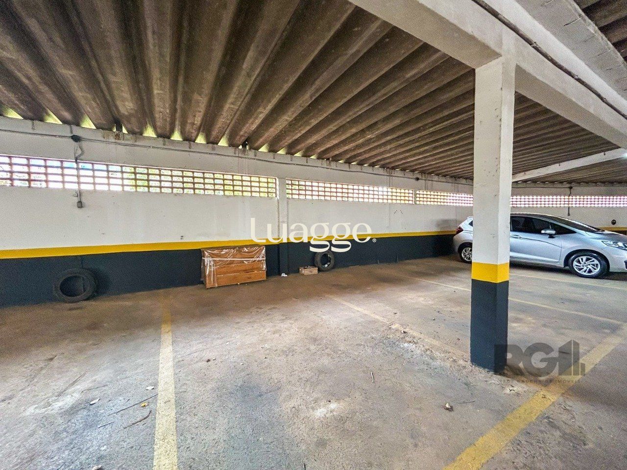 Apartamento à venda com 3 quartos, 101m² - Foto 28