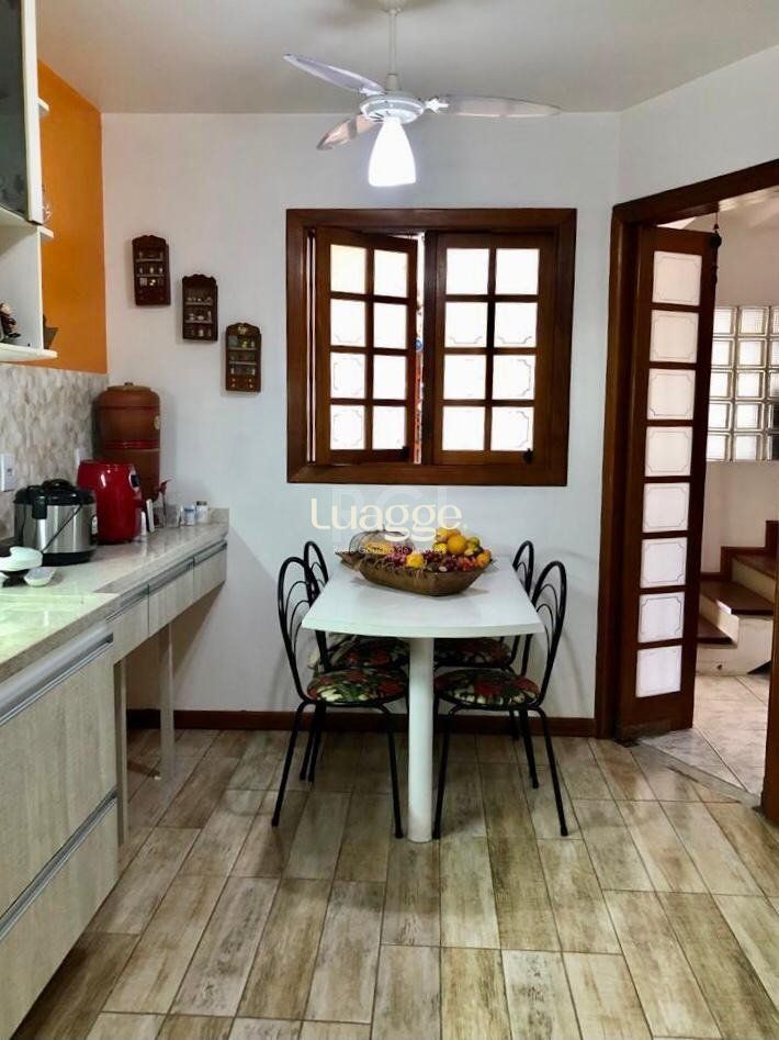 Casa à venda com 3 quartos, 148m² - Foto 9