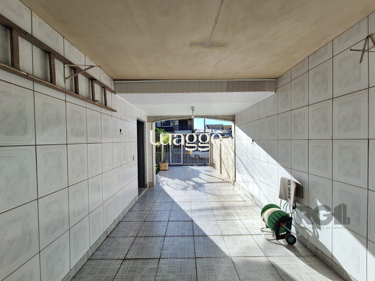 Casa à venda com 3 quartos, 199m² - Foto 30