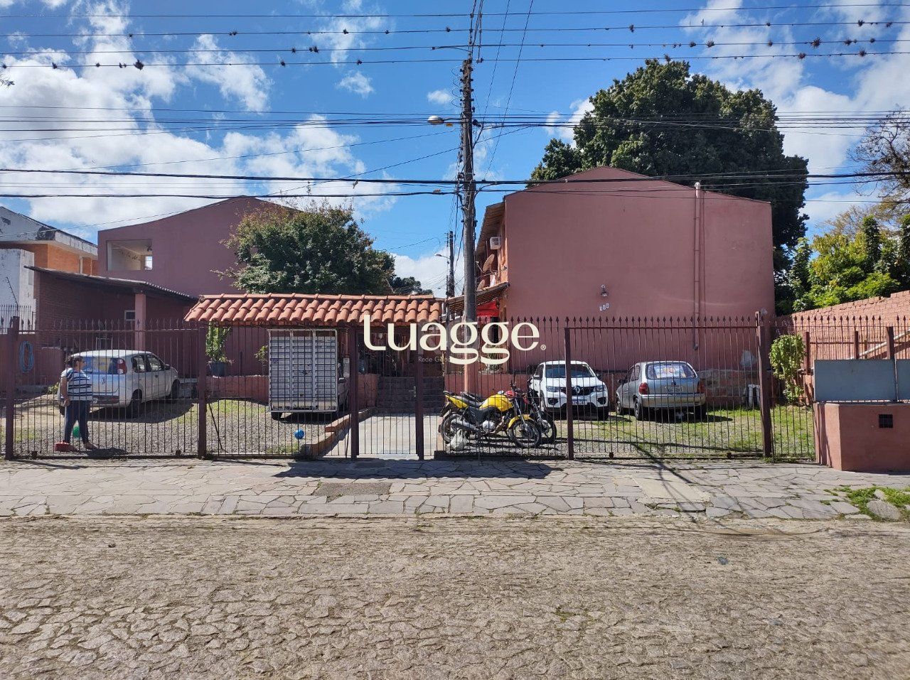 Casa de Condomínio à venda com 2 quartos, 38m² - Foto 1