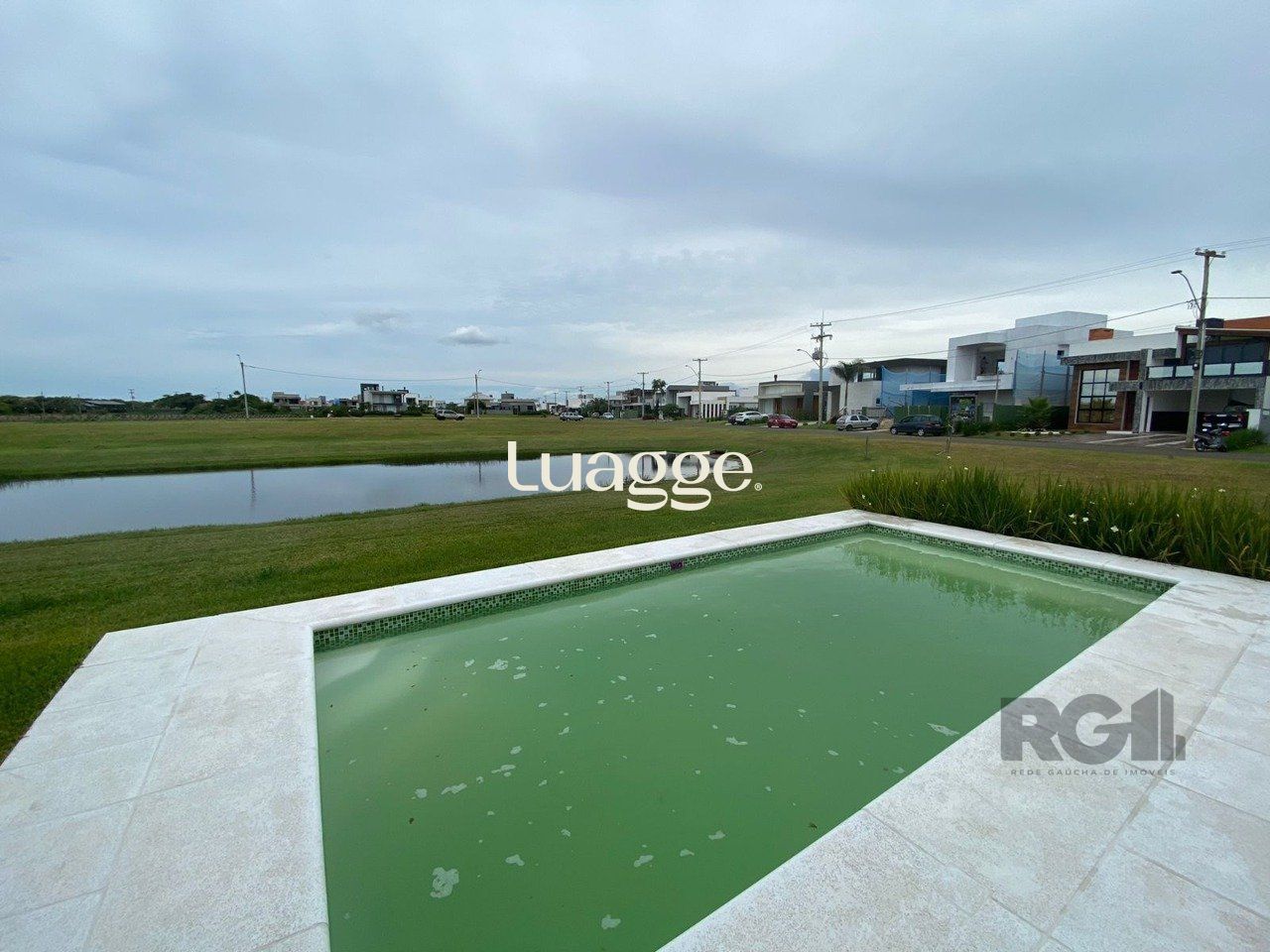 Casa de Condomínio à venda com 3 quartos, 186m² - Foto 33