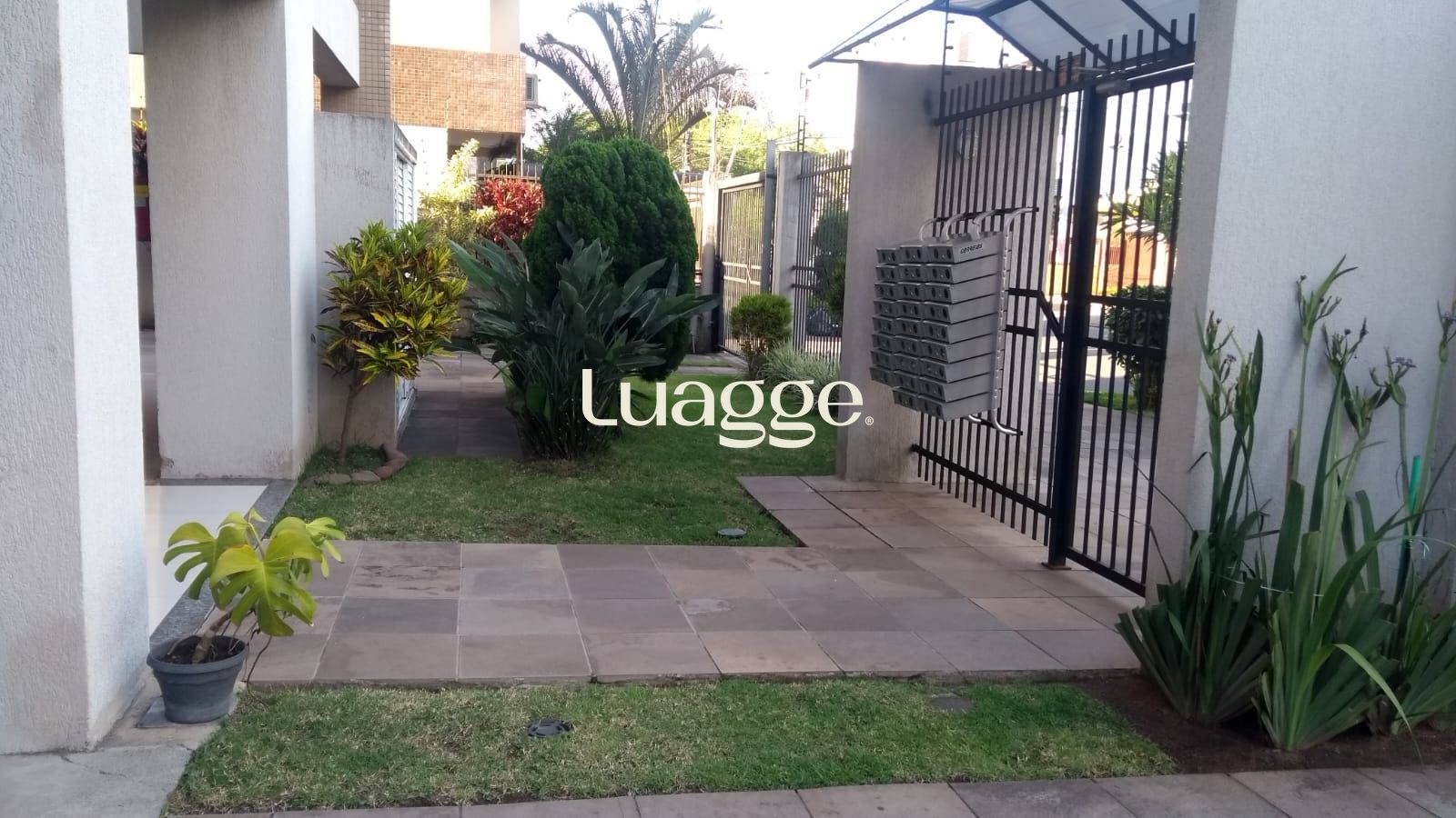 Apartamento à venda com 2 quartos, 67m² - Foto 18