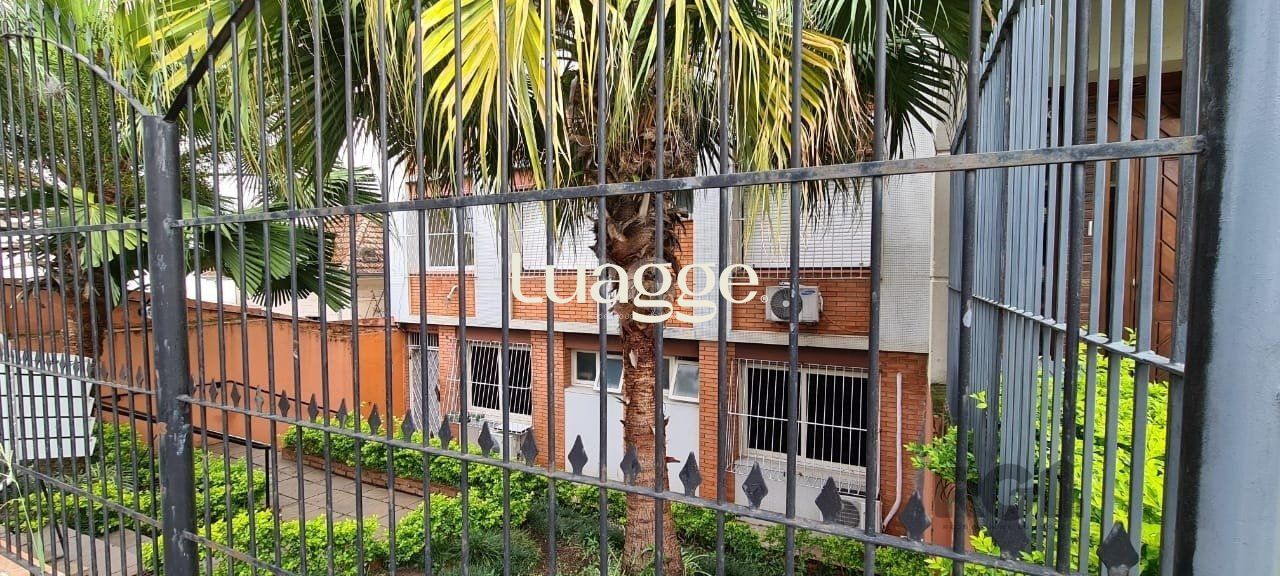 Apartamento à venda com 2 quartos, 63m² - Foto 1
