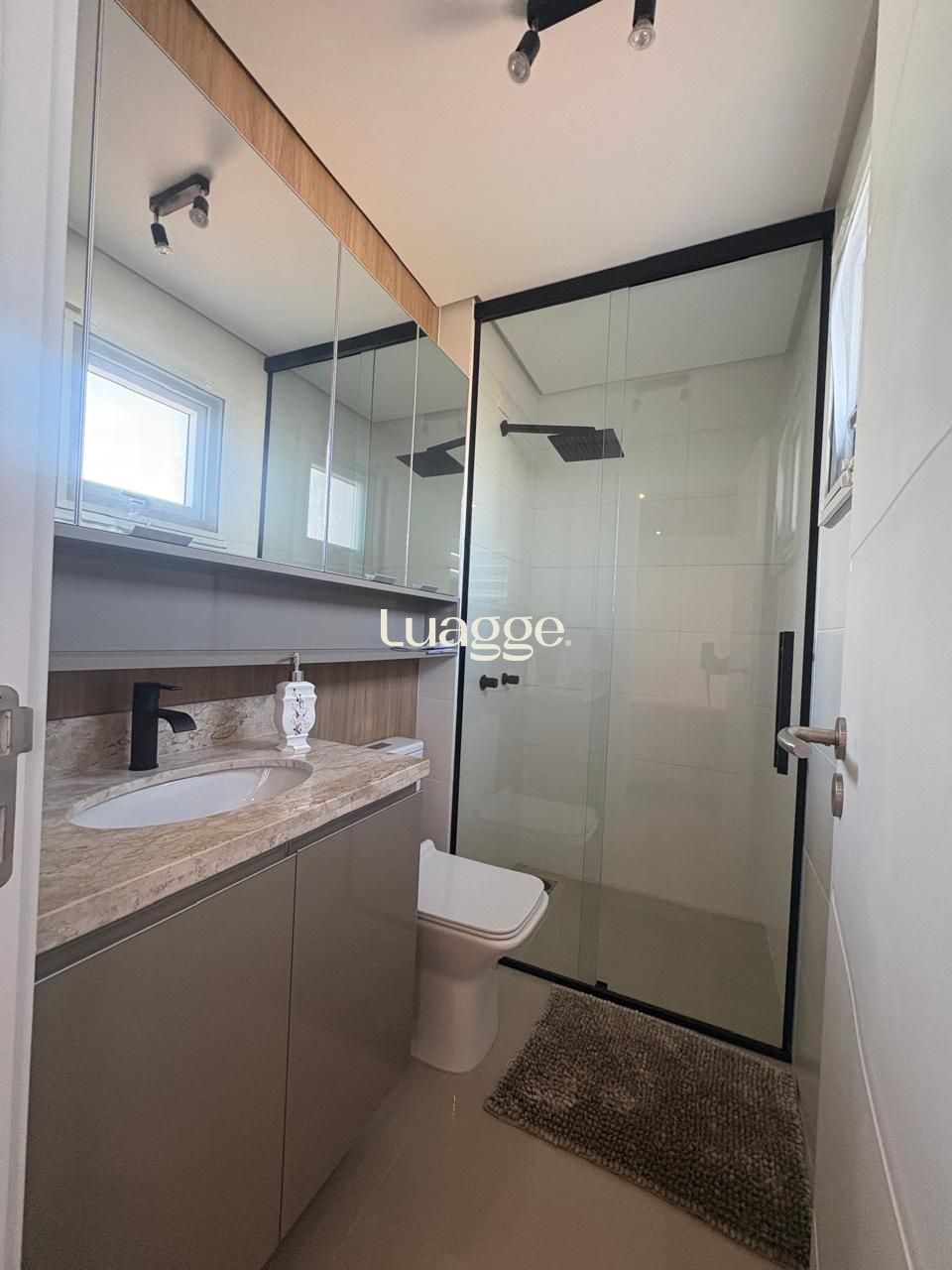 Apartamento à venda com 2 quartos, 85m² - Foto 11