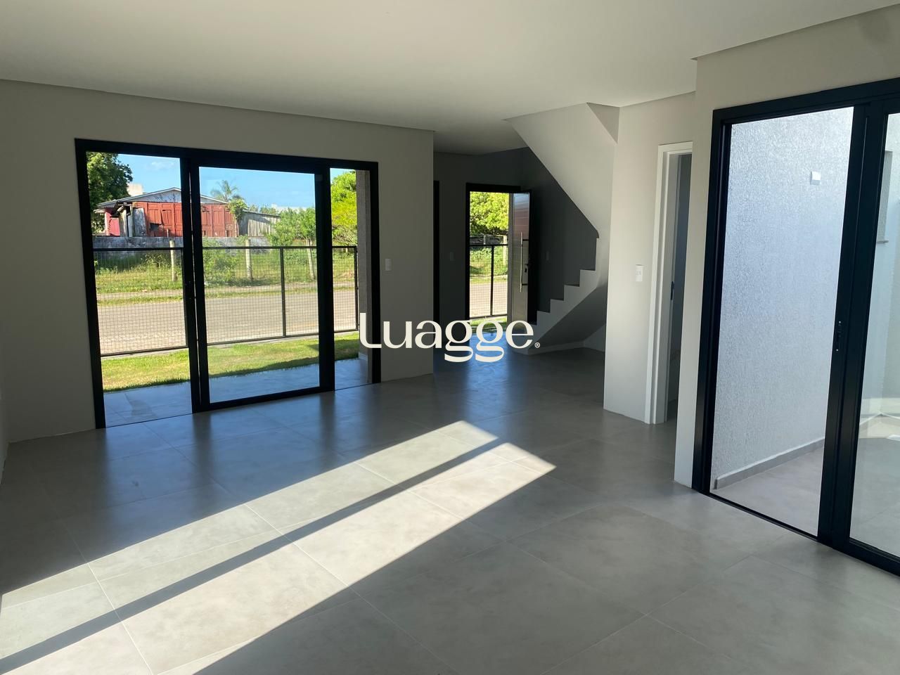 Casa à venda com 3 quartos, 99m² - Foto 7