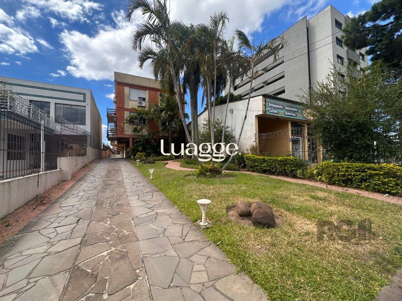Apartamento à venda com 2 quartos, 90m² - Foto 46