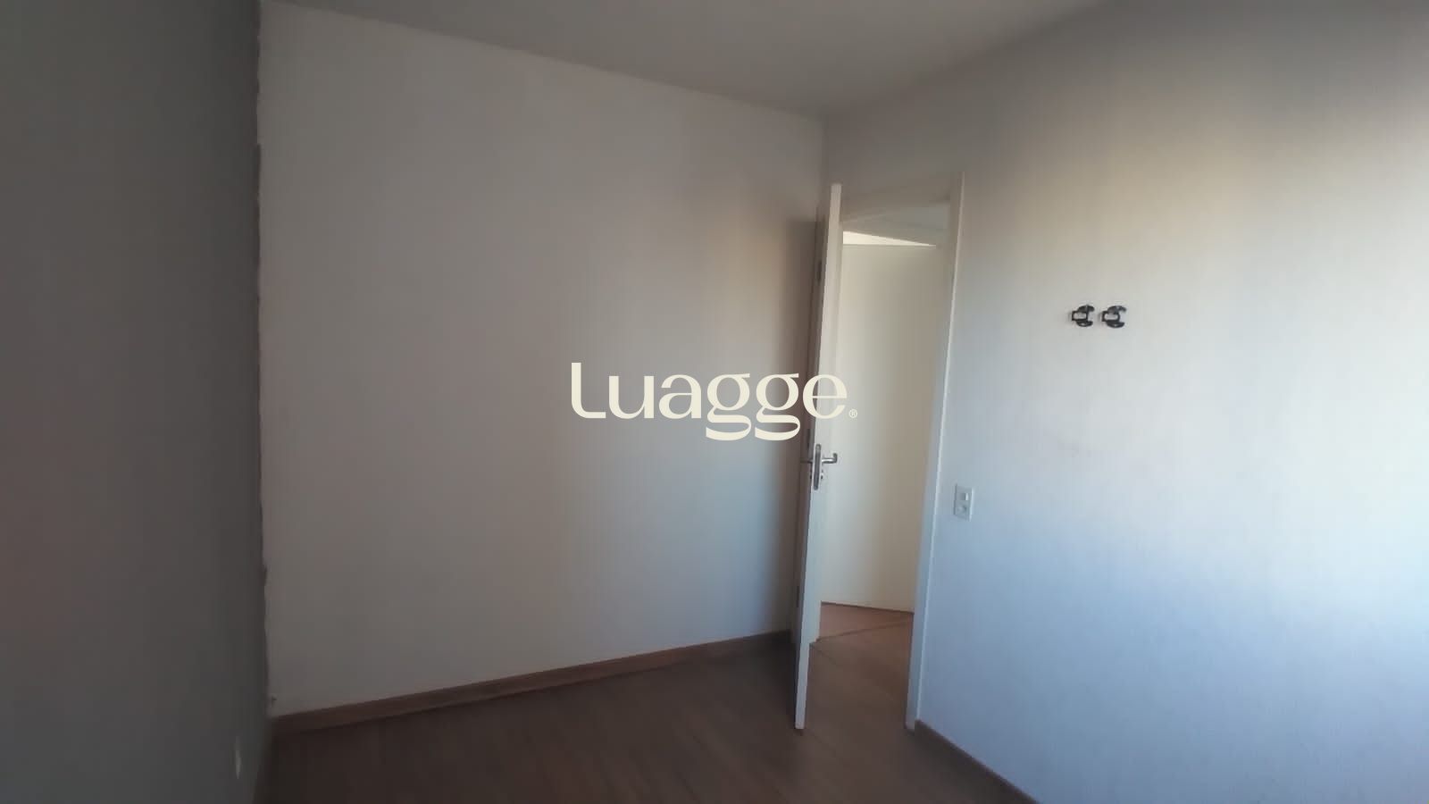 Apartamento à venda com 2 quartos, 42m² - Foto 20
