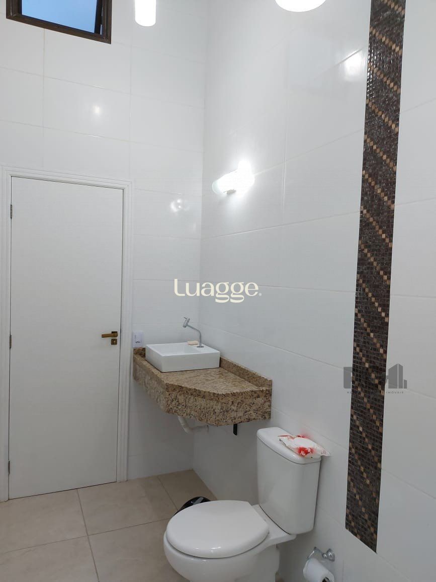 Casa à venda com 3 quartos, 212m² - Foto 21
