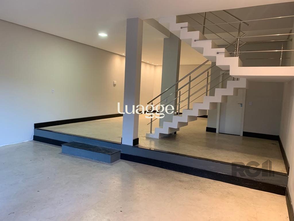 Casa à venda com 3 quartos, 234m² - Foto 10