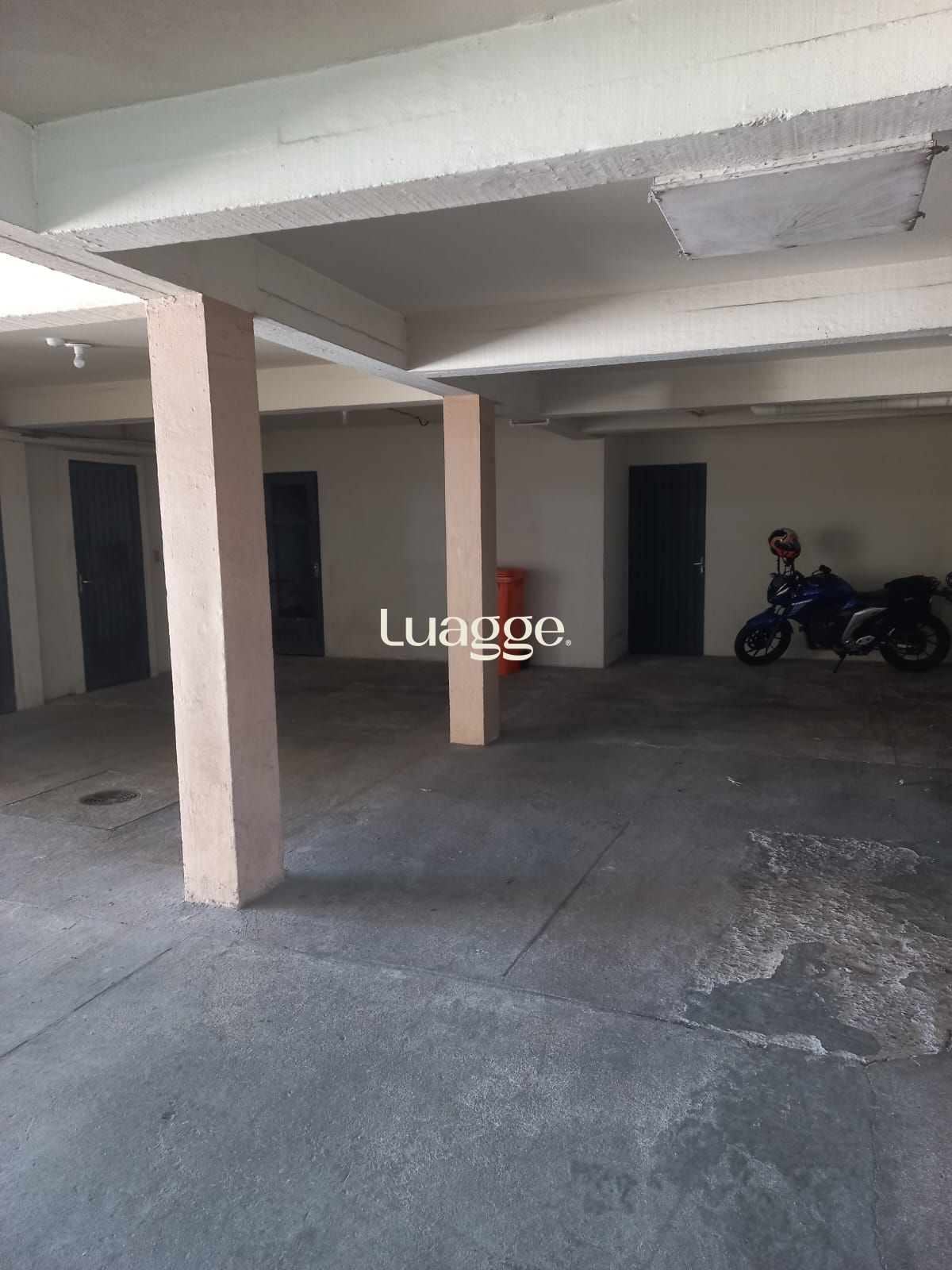 Apartamento à venda com 2 quartos, 70m² - Foto 21