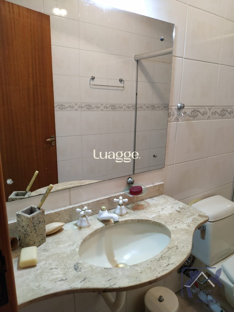 Casa à venda com 3 quartos, 219m² - Foto 11