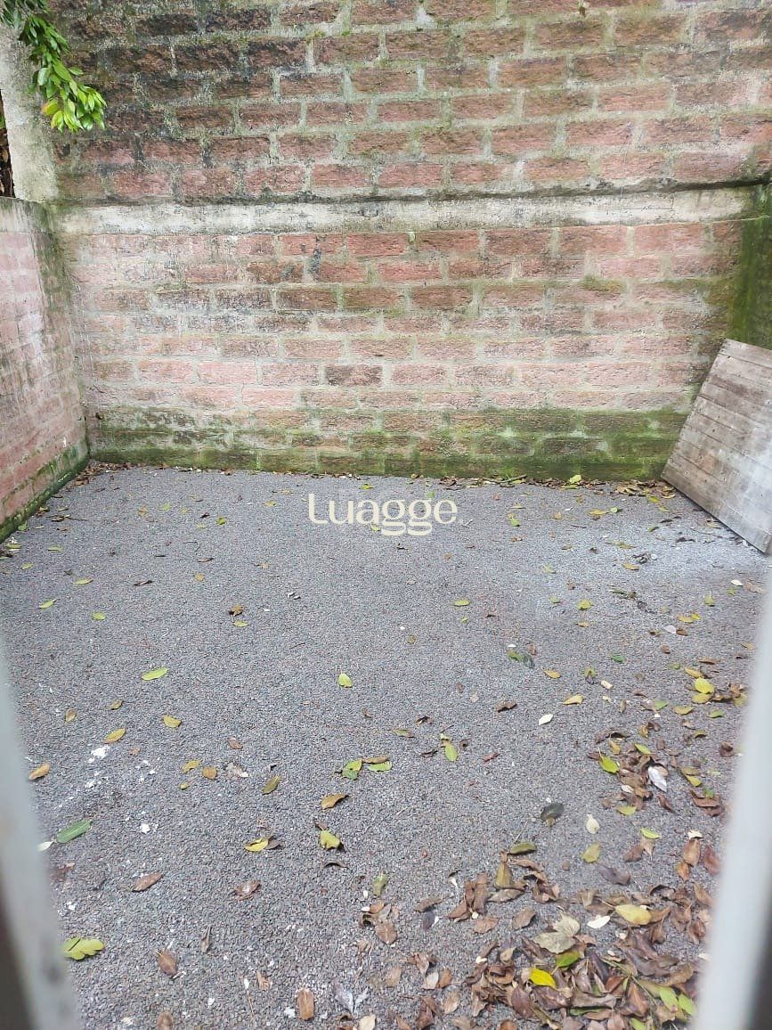 Casa à venda com 2 quartos, 108m² - Foto 11