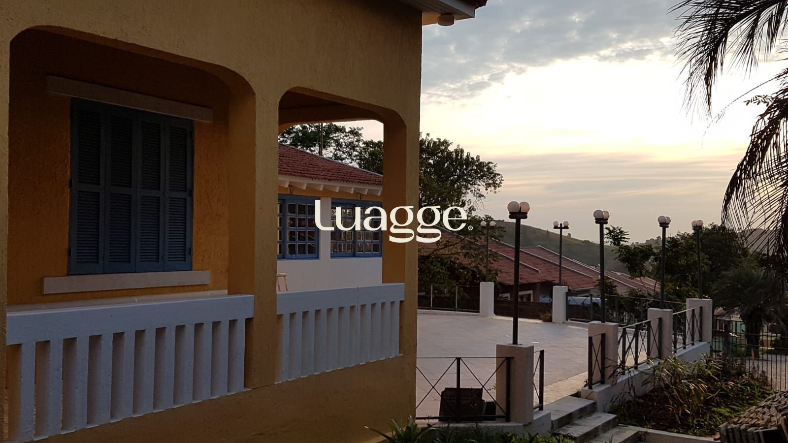 Casa à venda com 3 quartos, 242m² - Foto 33
