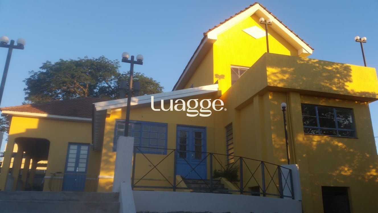 Casa à venda com 3 quartos, 242m² - Foto 40